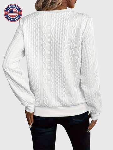 Cable knit zip-up winter sweater for women