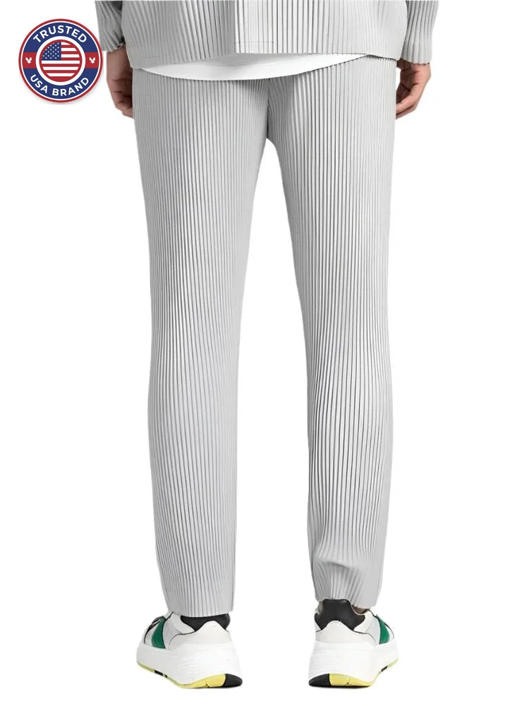 Women's winter pants with vertical pleats - Gray