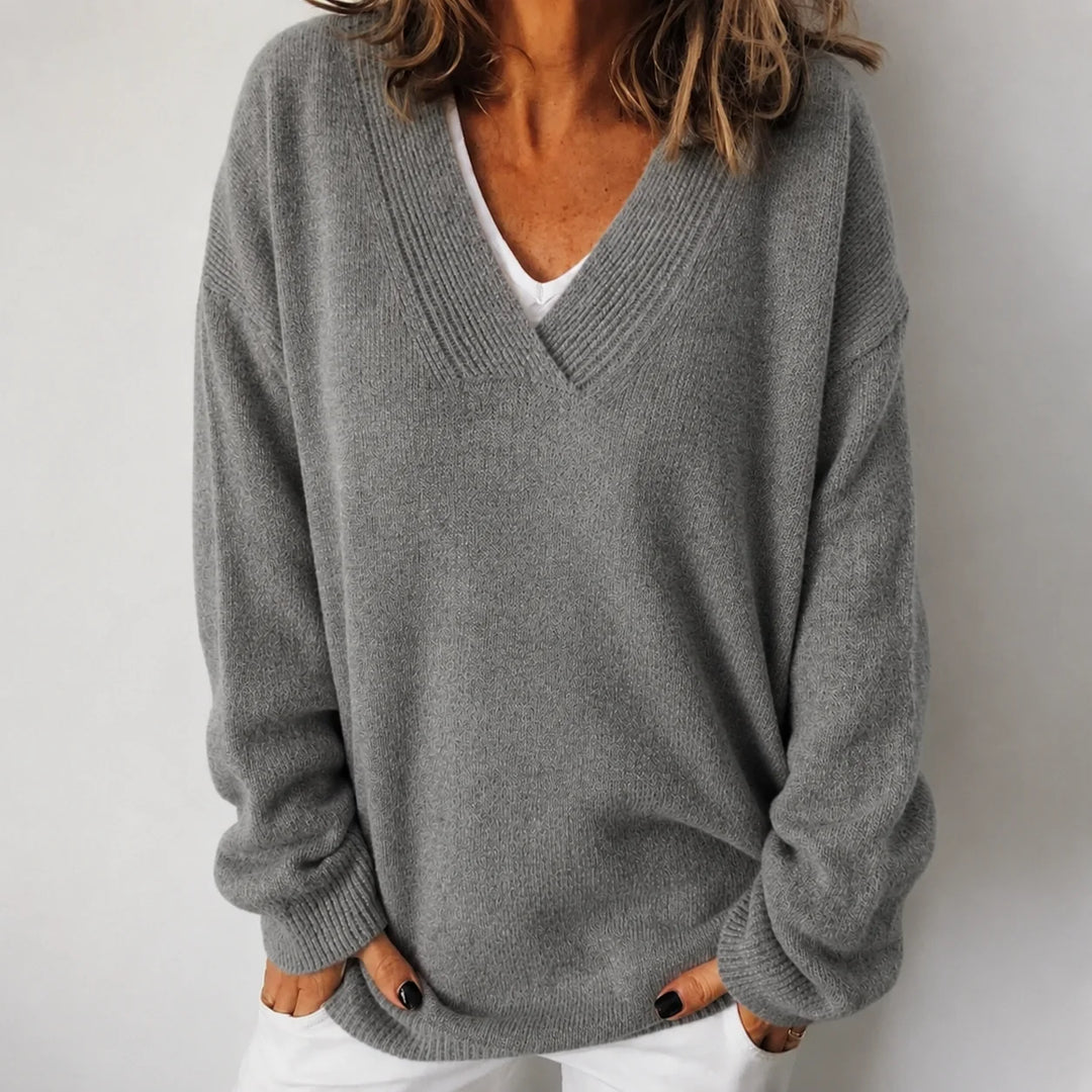 Cosy relaxed fit knit winter sweater with deep v-neckline in Grey