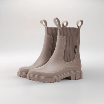 Women's ankle winter boots with ribbed knit shaft - Black