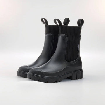 Women's ankle winter boots with ribbed knit shaft - Black