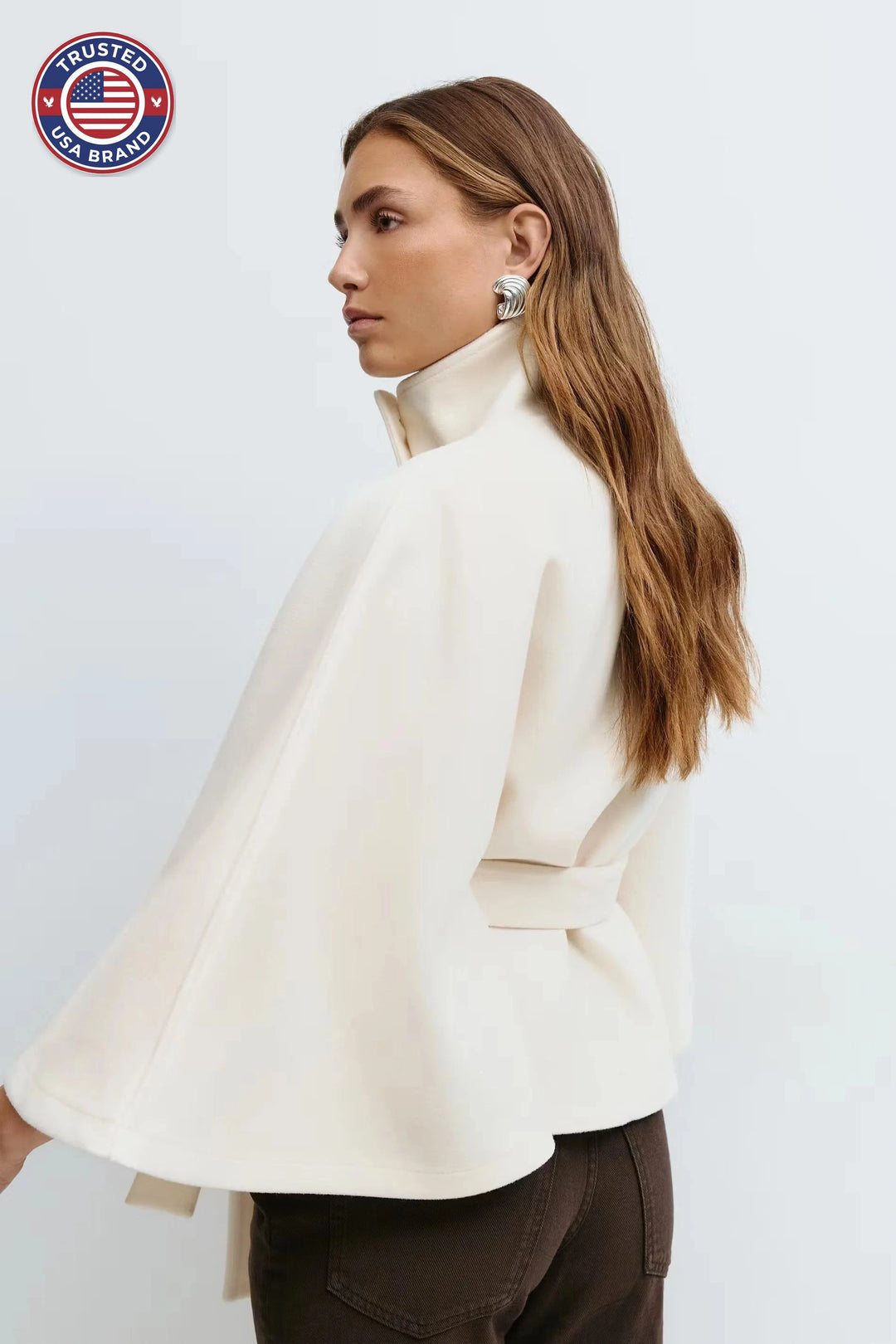 Elegant winter wool jacket for women with funnel neck batwing sleeve belted cape style