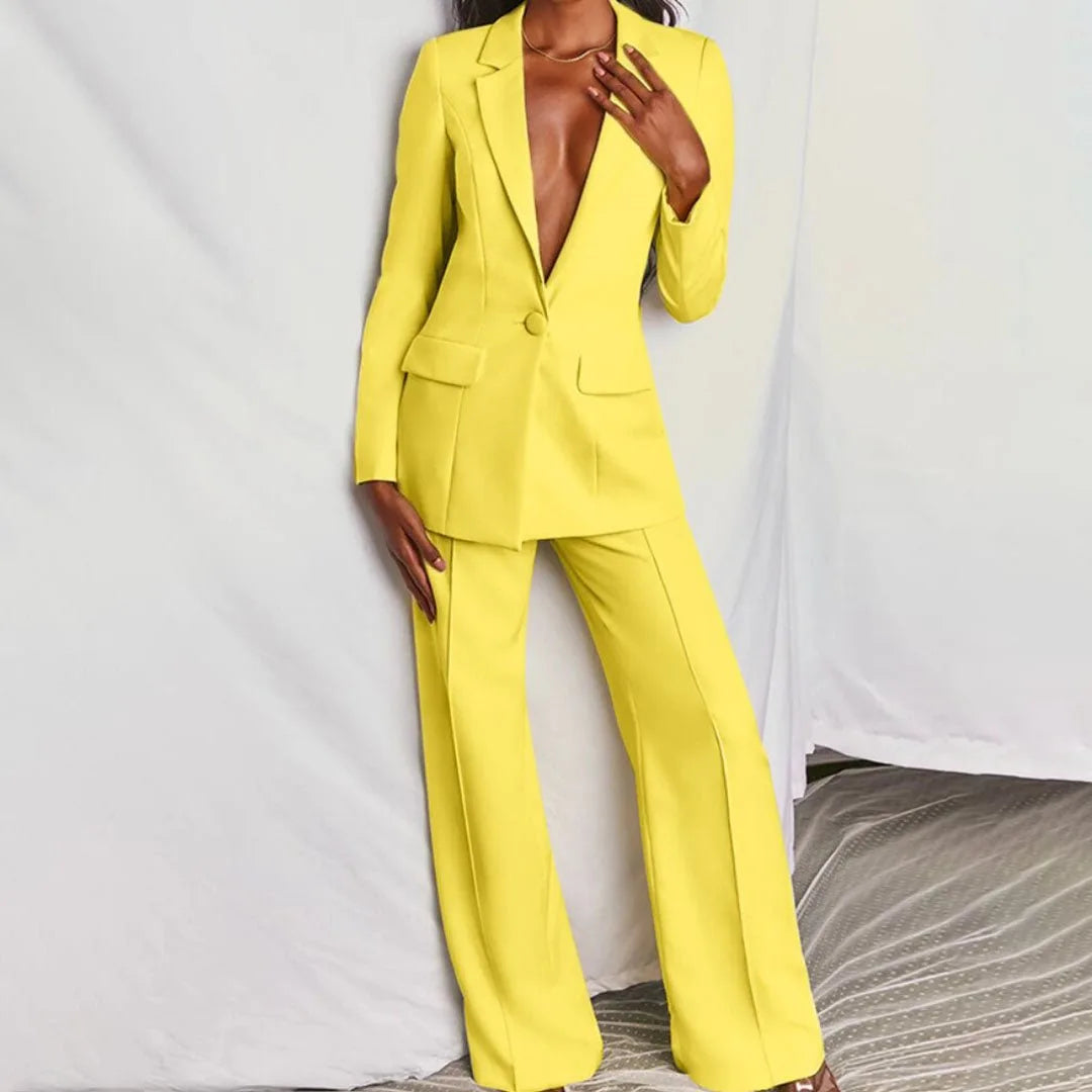 Chic Winter Blazer & Trousers Set