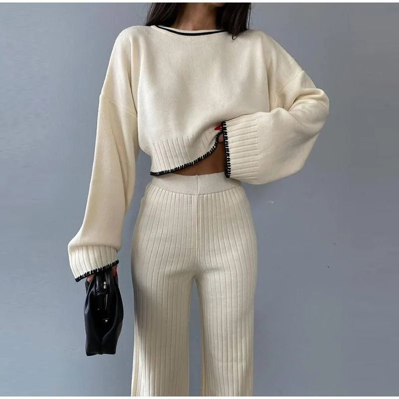 Knitted Winter Two-Piece Set – Stylish & Comfortable