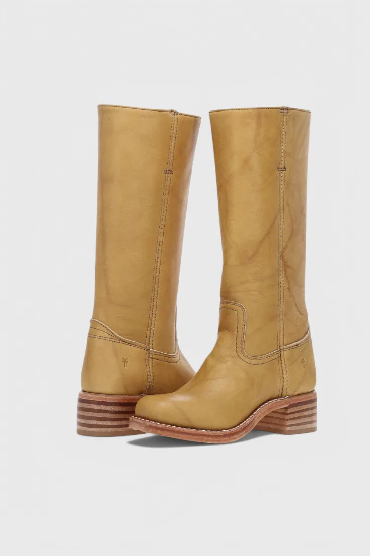 Modern Classic Winter Boots for All-Season Wear