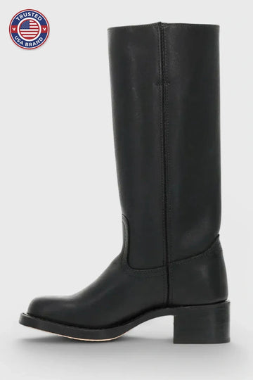 Modern Classic Winter Boots for All-Season Wear