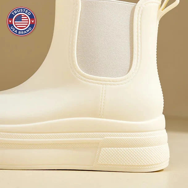 Women's winter chelsea boots with chunky platform sole