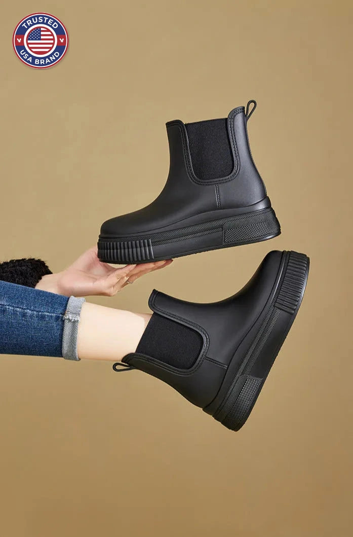 Women's winter chelsea boots with chunky platform sole