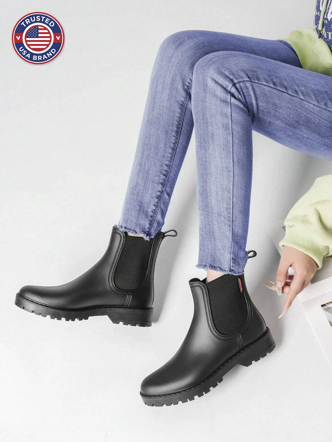 Women's winter chelsea boots with elastic side gussets