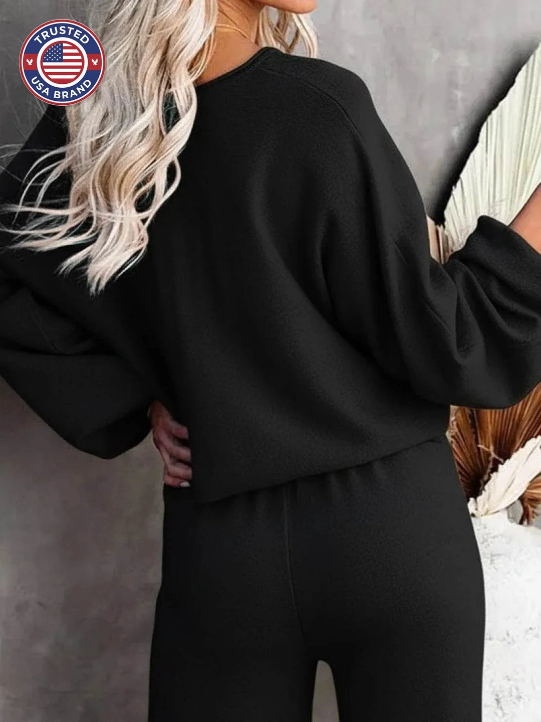 Women's Cropped Winter Sweatshirt and Wide-Leg Pants Lounge Set