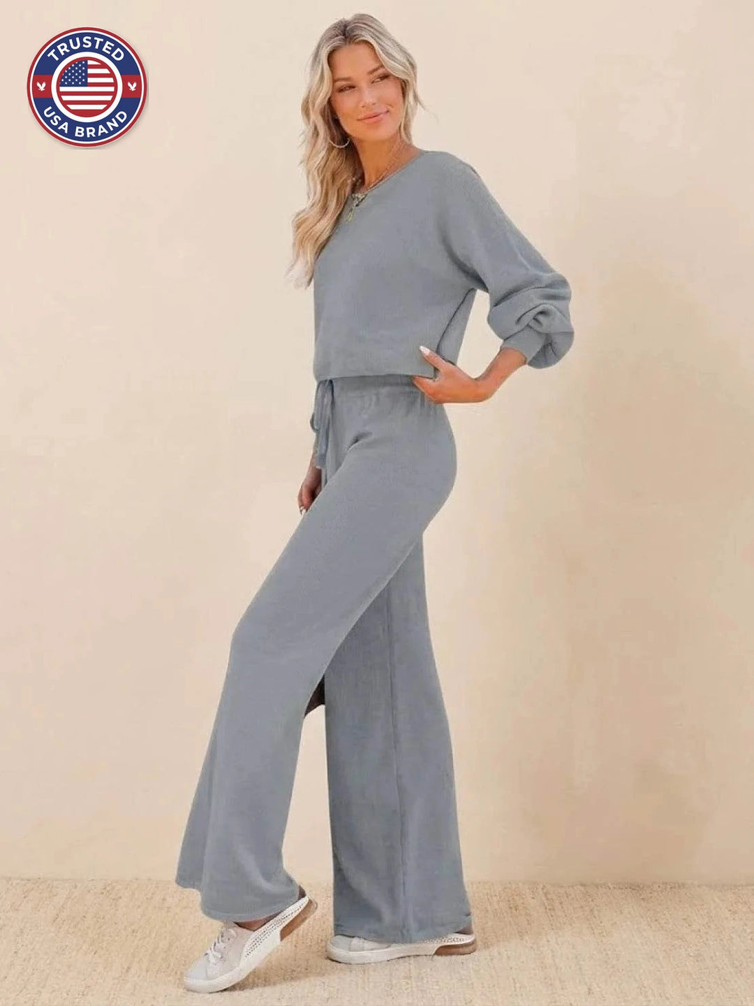 Women's Cropped Winter Sweatshirt and Wide-Leg Pants Lounge Set