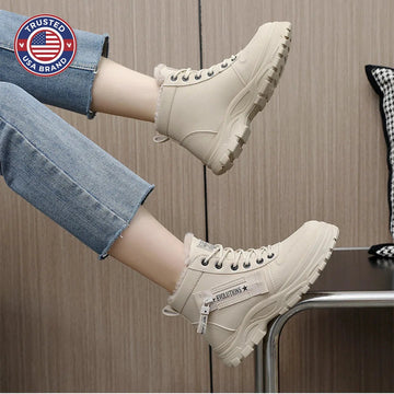 Women's faux leather lace-up combat winter boots with fur lining