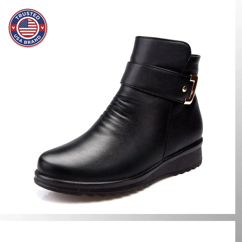 Women's faux leather side zip ankle winter boots with fur lining