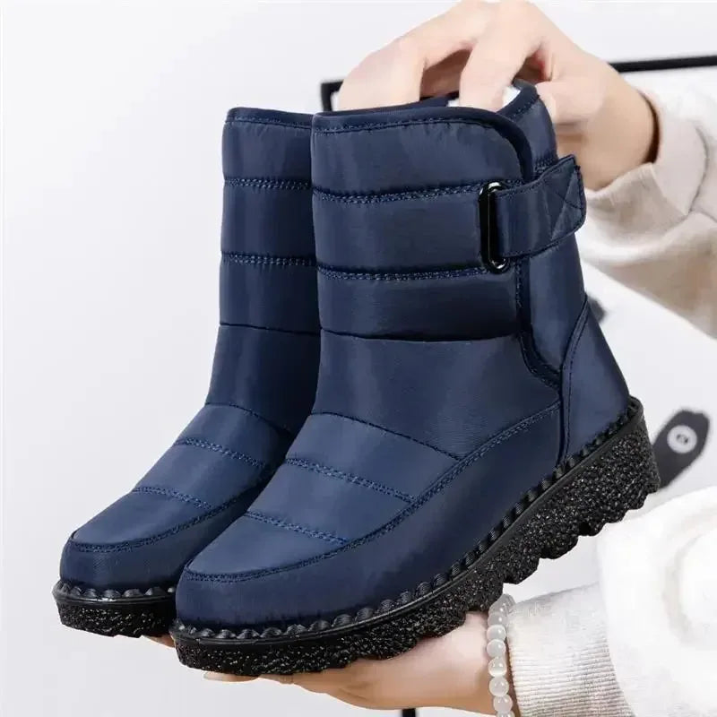 Women's quilted waterproof ankle winter boots