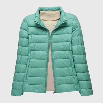 Women's quilted zip-up hooded winter puffer jacket with lightweight padded