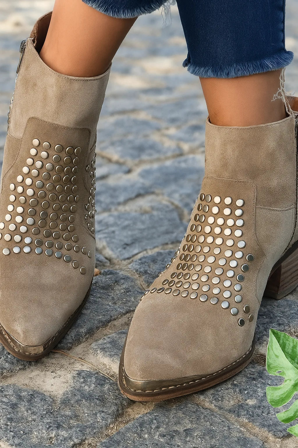 Women's Studded Ankle Winter Boots