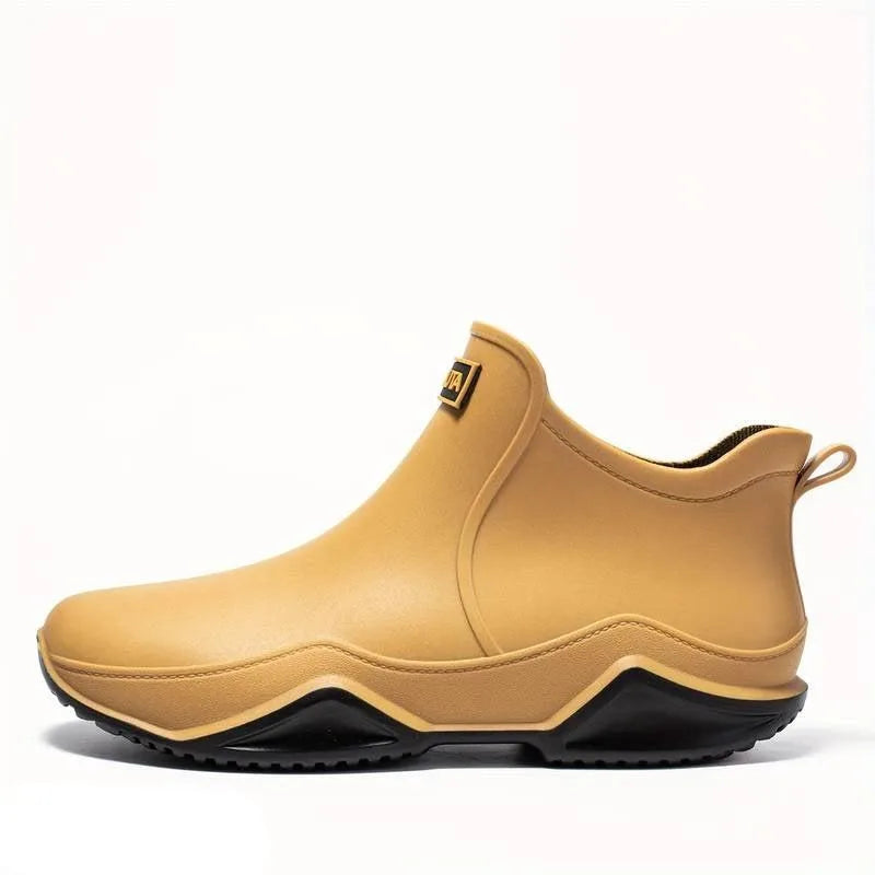Women's waterproof ankle winter boots with chunky contrast sole