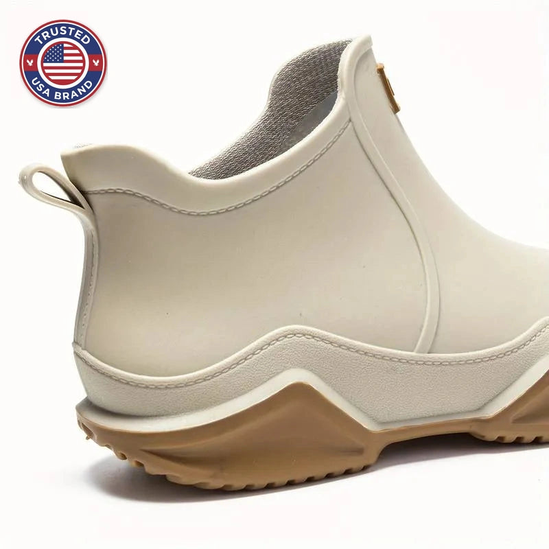 Women's waterproof ankle winter boots with chunky contrast sole
