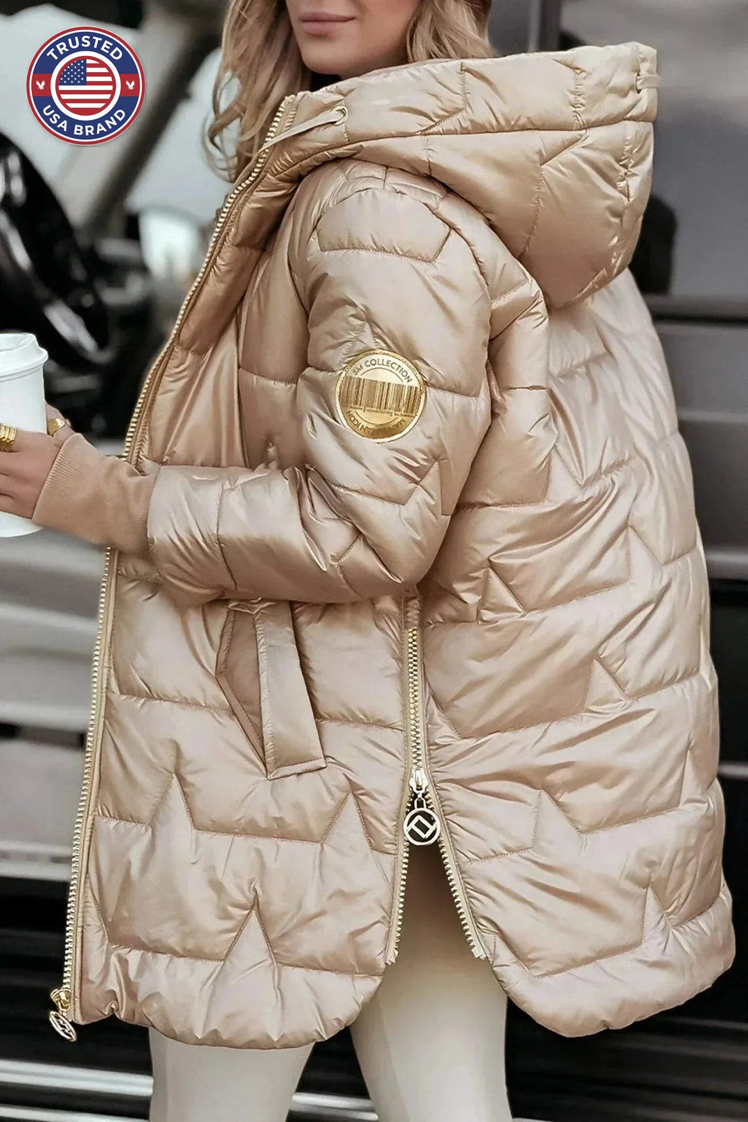 Women's zip-up hooded winter quilted coat with ribbed cuffs