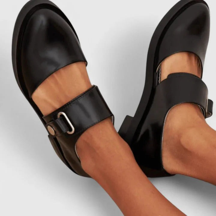 Mary Jane Shoes Chunky Sole Buckle Strap Rounded Toe - Black