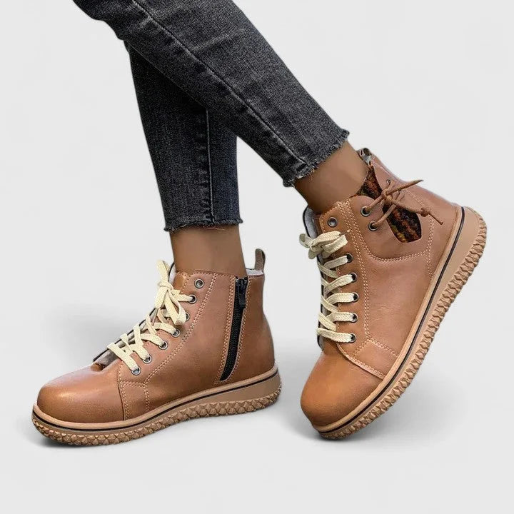 Women's faux leather lace-up orthopedic combat winter boots with chunky sole - Blue