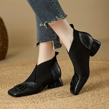 Women's faux leather orthopedic ankle winter boots with square toe - Brown