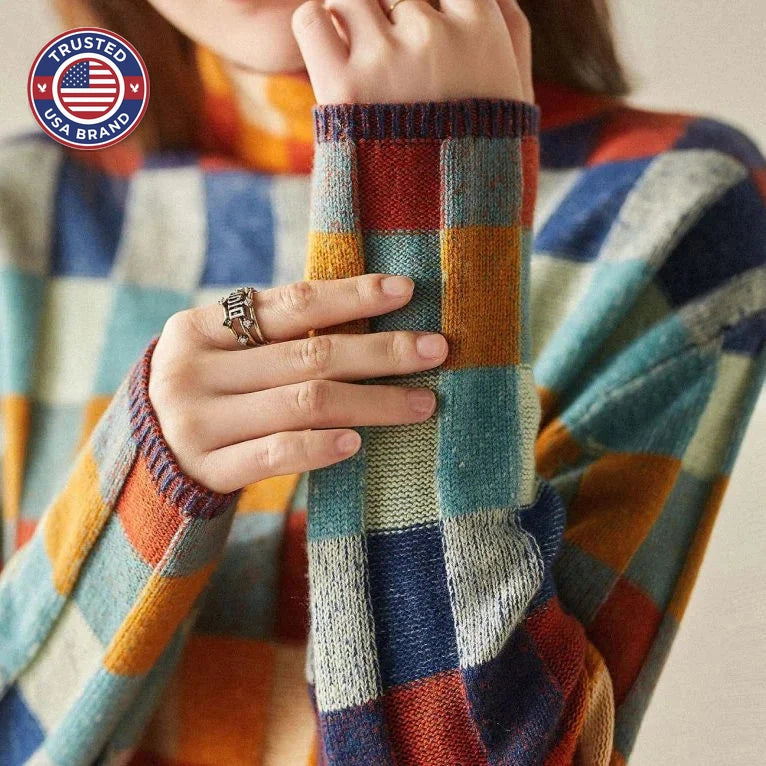 Plaid winter sweater with crew neck for women