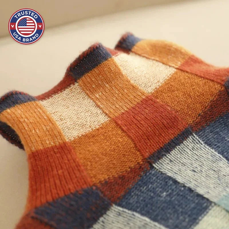 Plaid winter sweater with crew neck for women