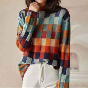 Plaid winter sweater with crew neck for women in Multicolor