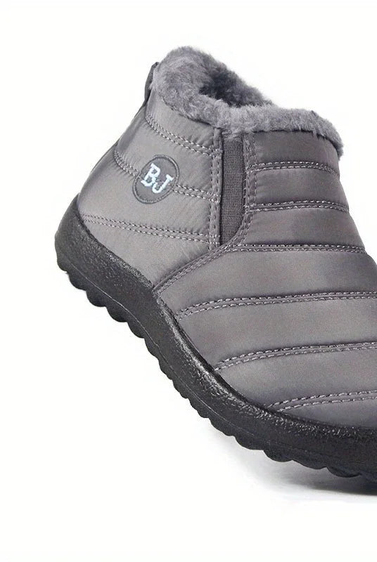 Women's plush lined ankle winter boots in Grey