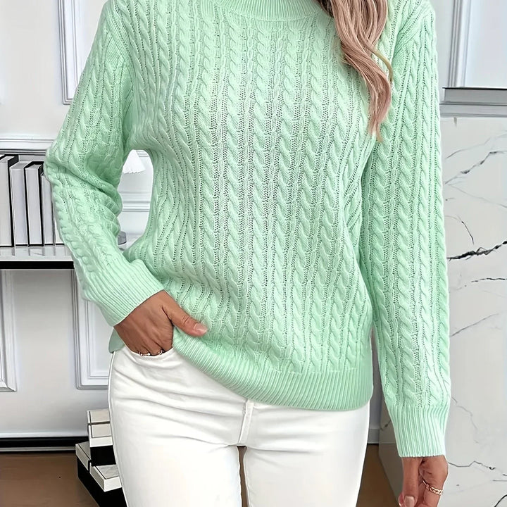 Women's relaxed fit cable-knit round neck winter sweater in Light Green