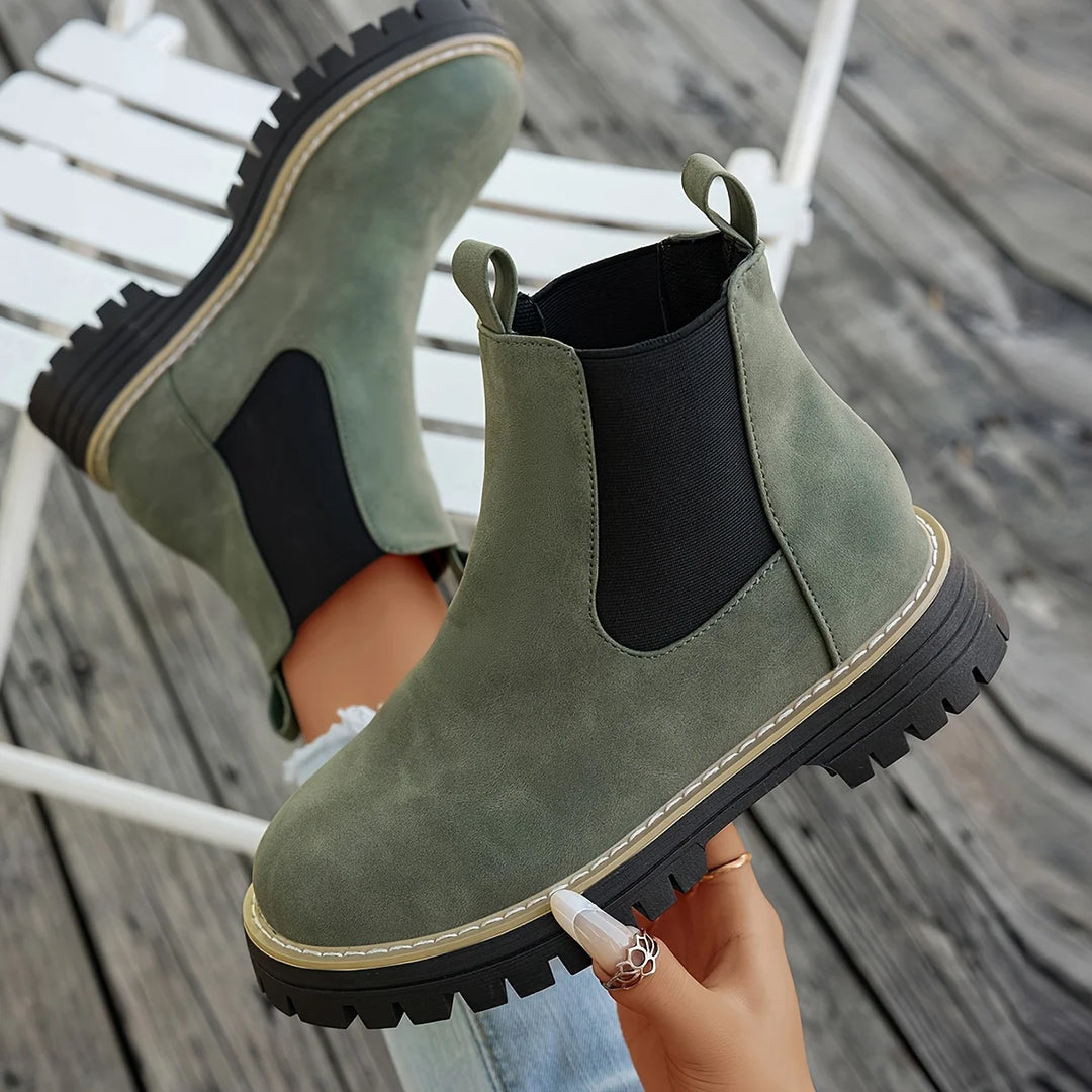 Women's winter ankle chelsea boots with elastic side panels and pull tabs in Green