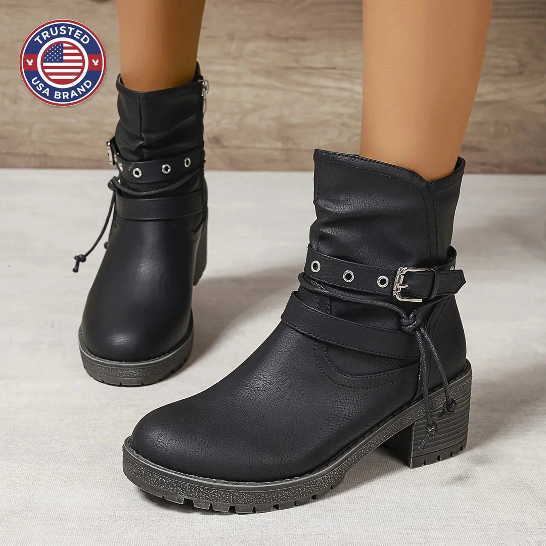 Women's chunky heeled winter ankle boots in Black