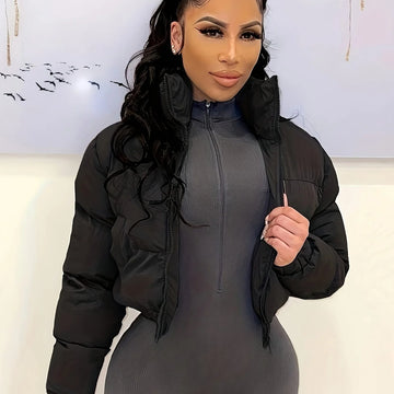 Women's cropped winter puffer jacket with zipper closure in Black