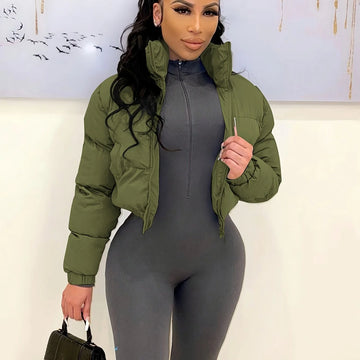 Women's cropped winter puffer jacket with zipper closure in Fern Green