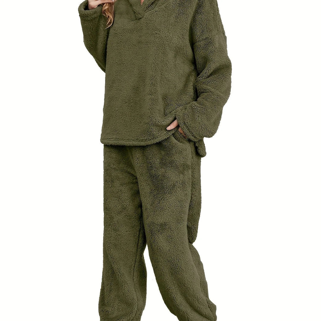 Women's fleece winter loungewear set shawl collar hoodie trousers in Green