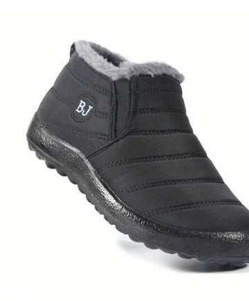 Women's plush lined ankle winter boots in Black