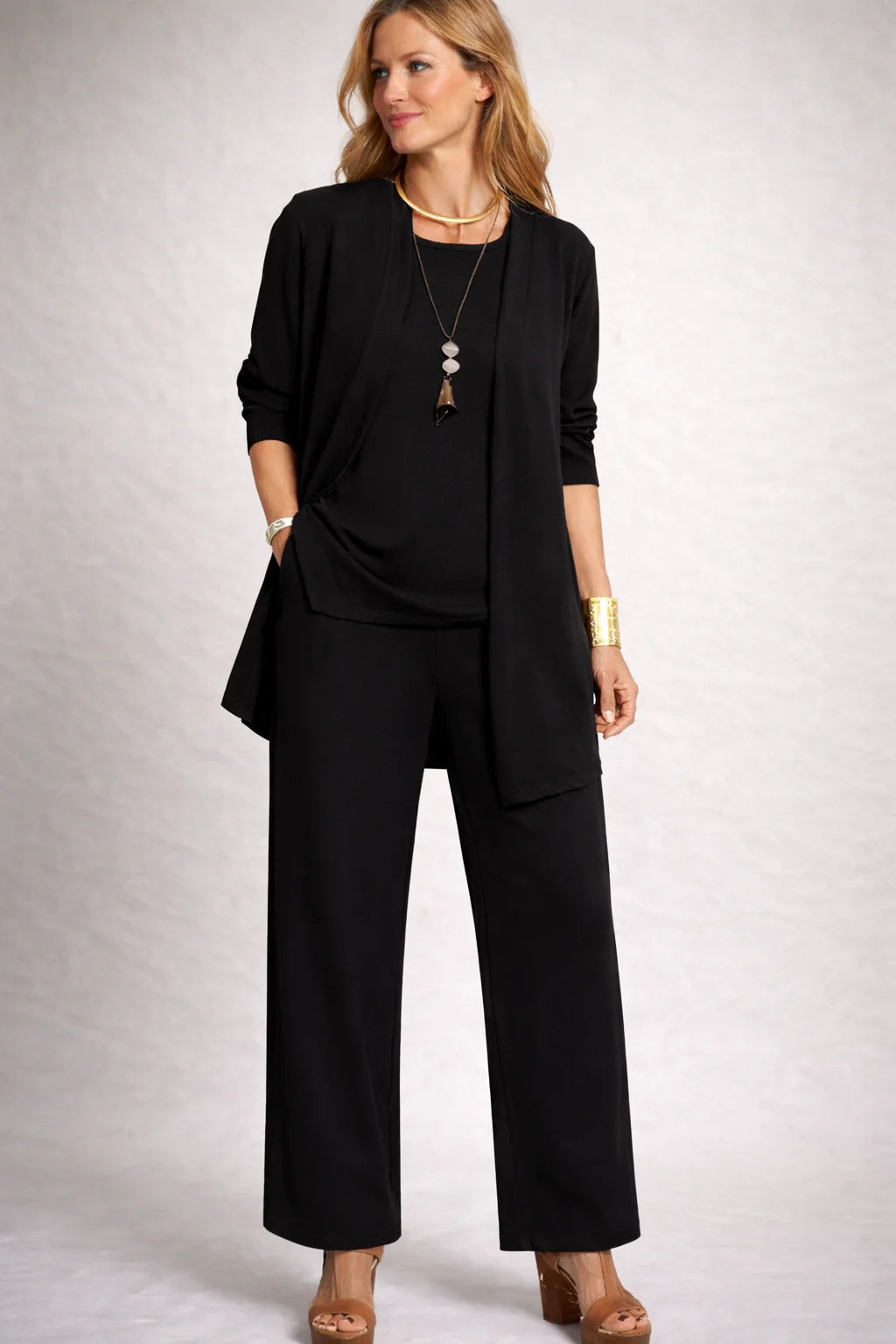 Women's three-piece winter lounge set with open cardigan in Black
