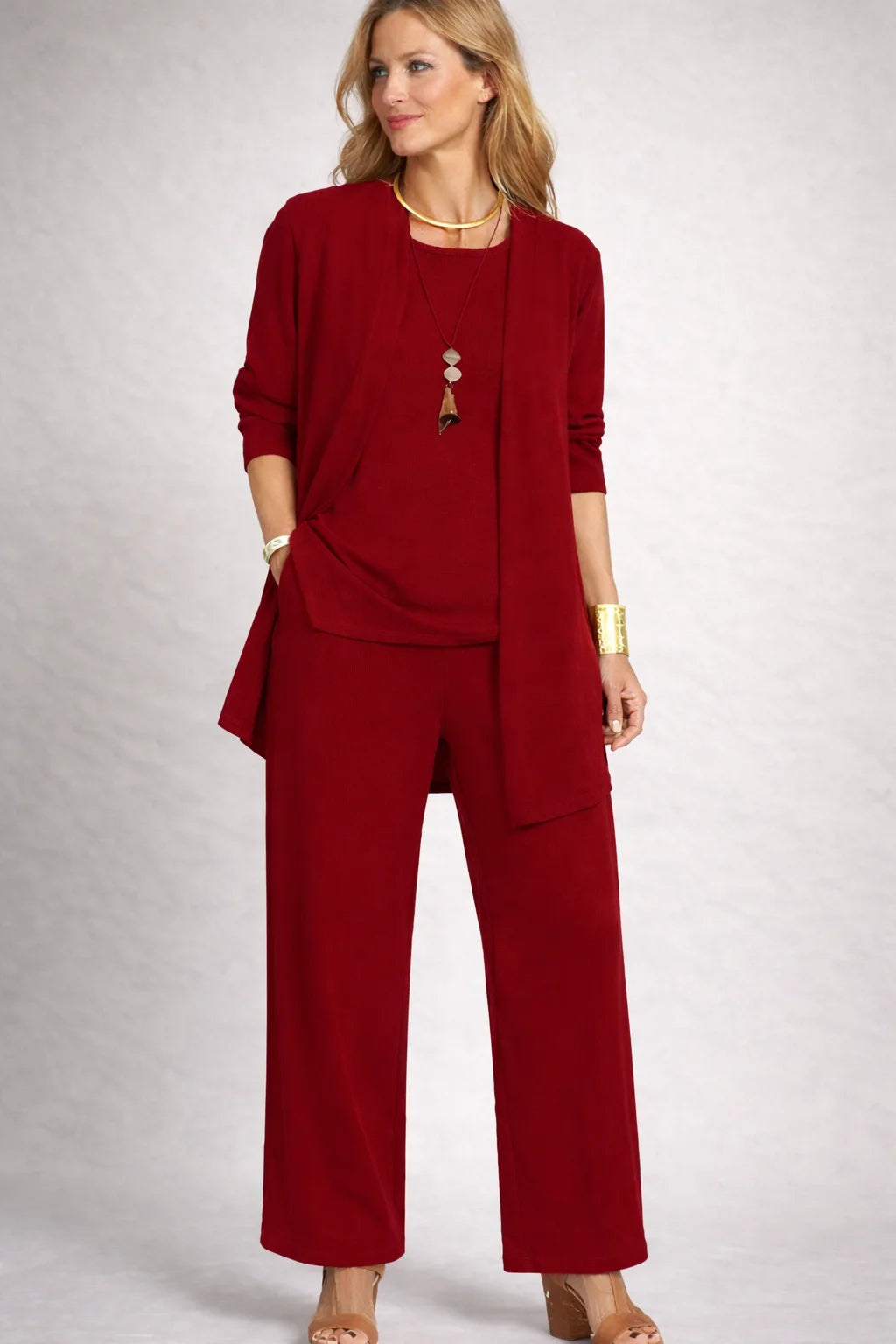 Women's three-piece winter lounge set with open cardigan in Burgundy
